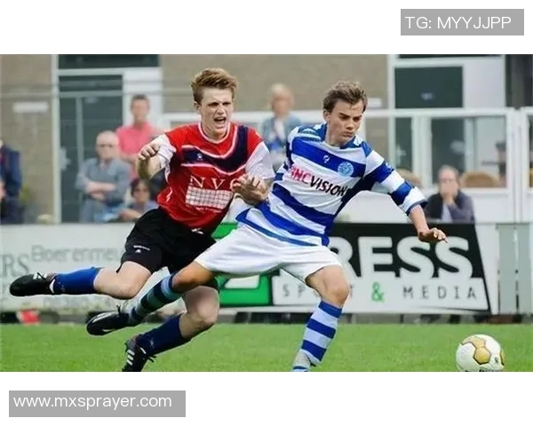 埃青年与登博斯的精彩对决展现足球魅力与团队精神的巅峰之战